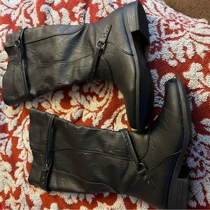 Womens black riding boots size 9